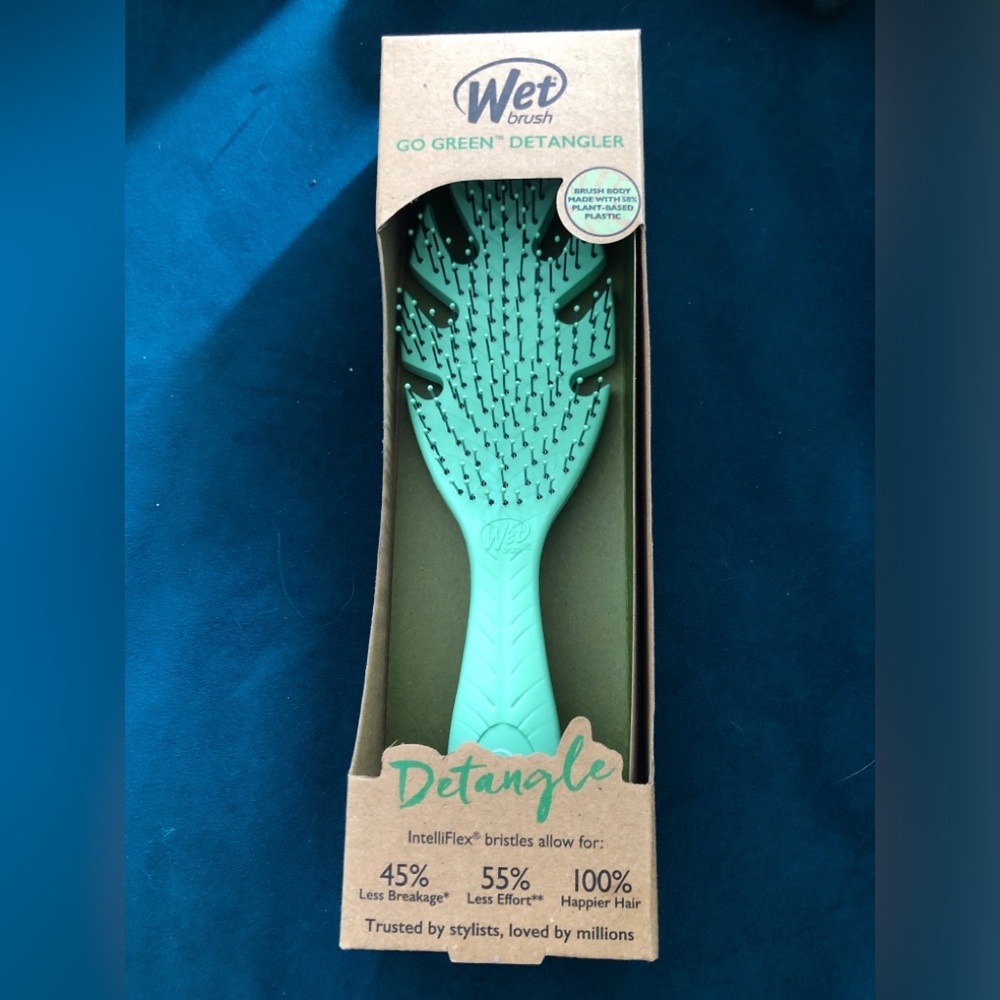 NIB/NWT Wet Brush Go Green Detangler hair brush